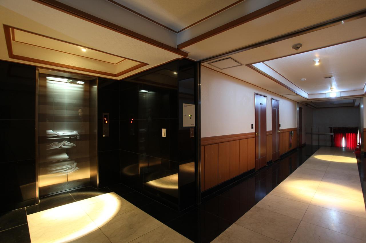 Prince Hotel Сеул Екстериор снимка