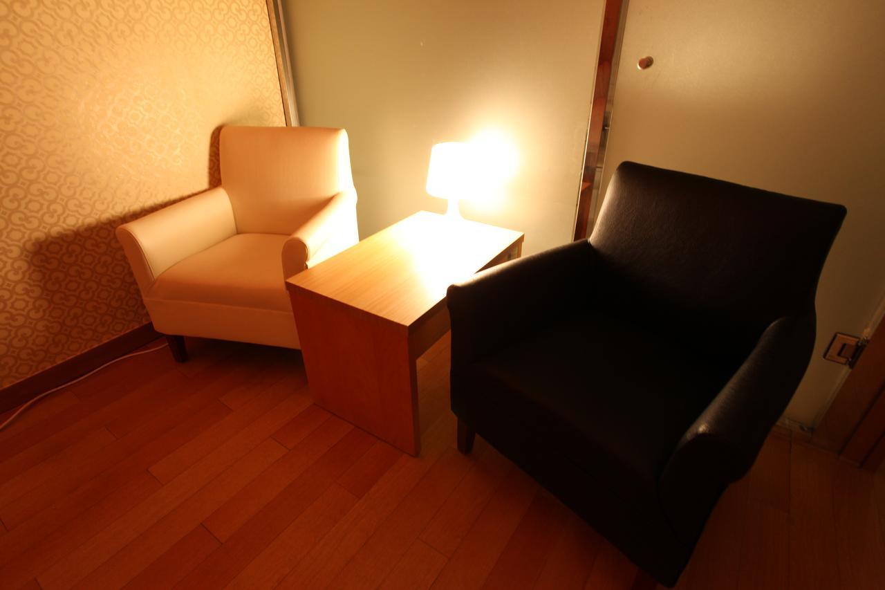 Prince Hotel Сеул Екстериор снимка